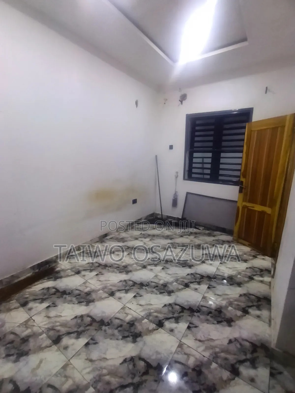 1bdrm Apartment in Addo Road, Ado / Ajah for rent