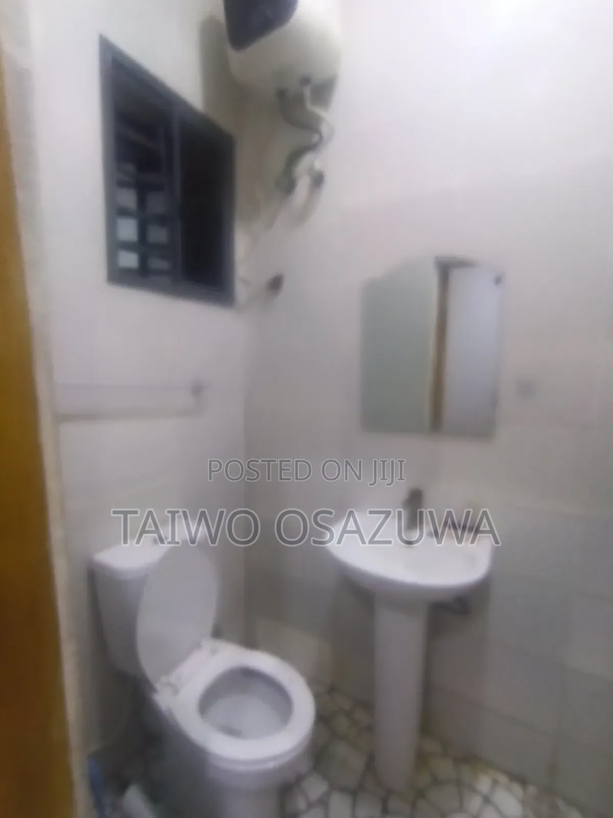 1bdrm Apartment in Addo Road, Ado / Ajah for rent