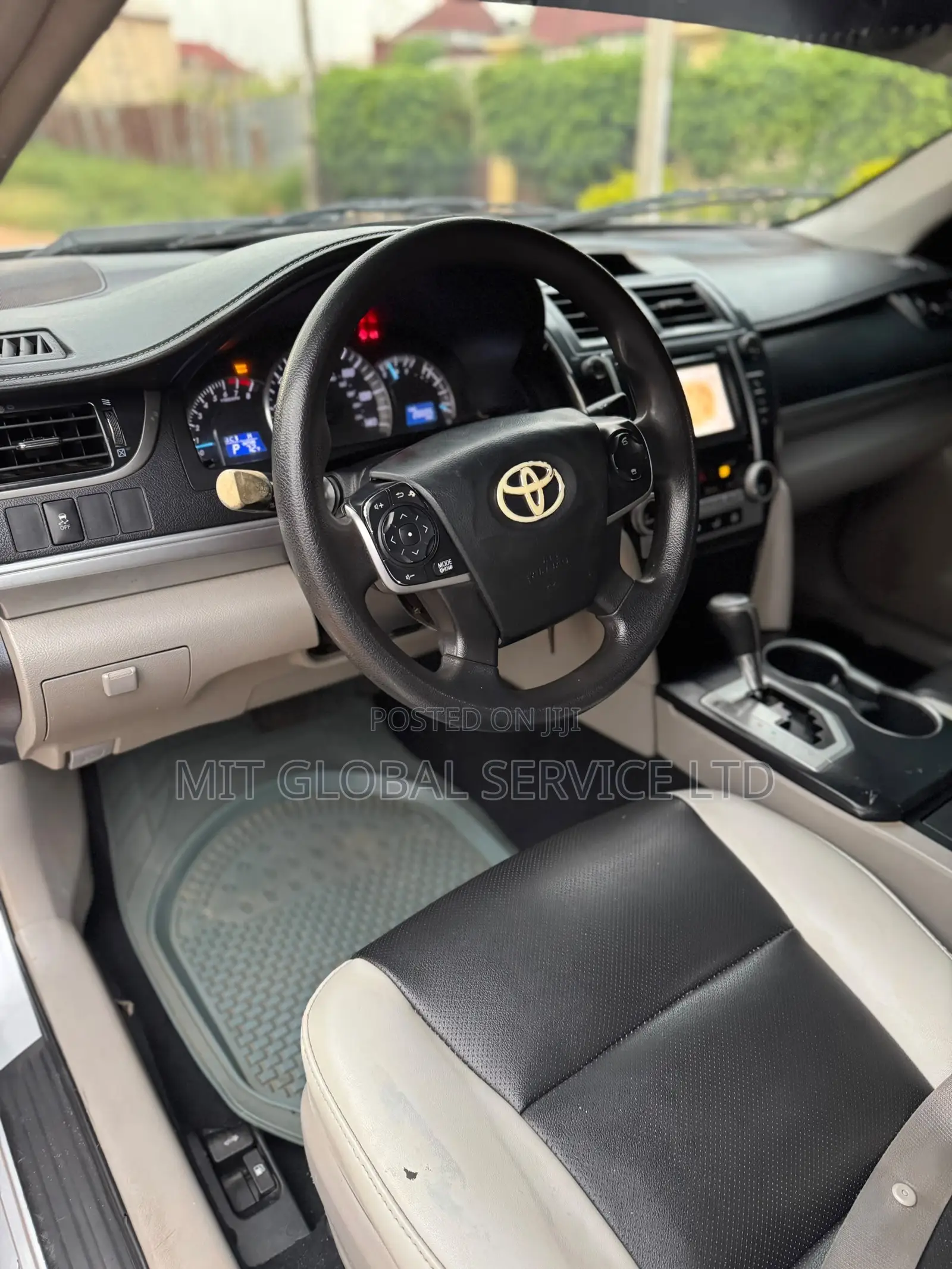 Toyota Camry 2013 Silver