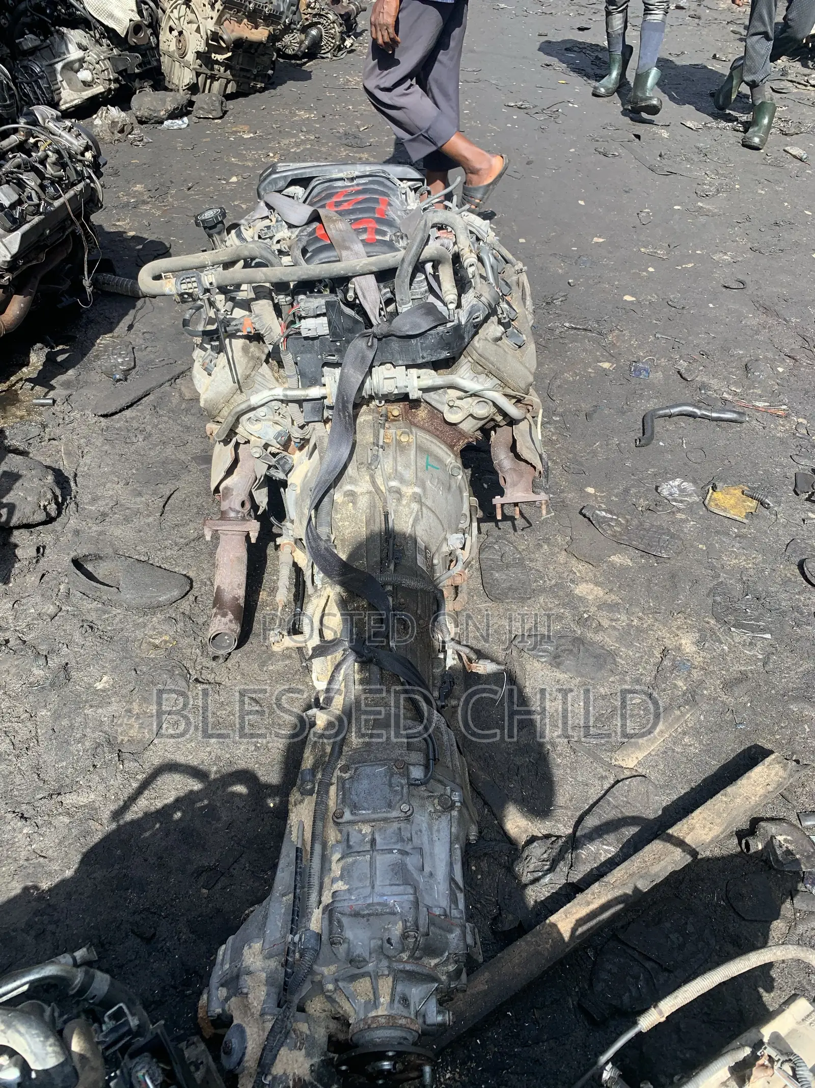 Toyota Tundra 2010 Engine and Gear Box 2uz -4wd