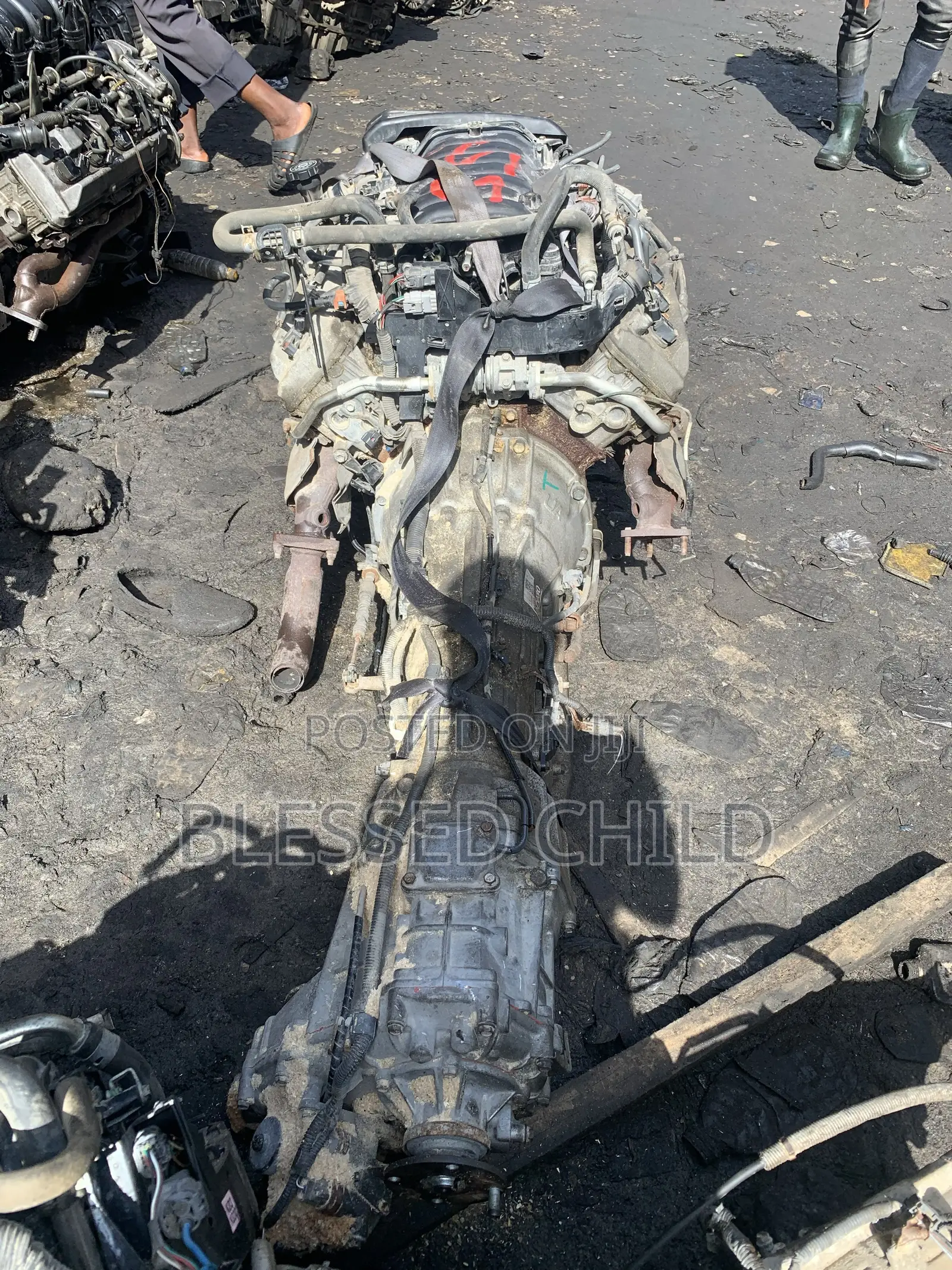Toyota Tundra 2010 Engine and Gear Box 2uz -4wd