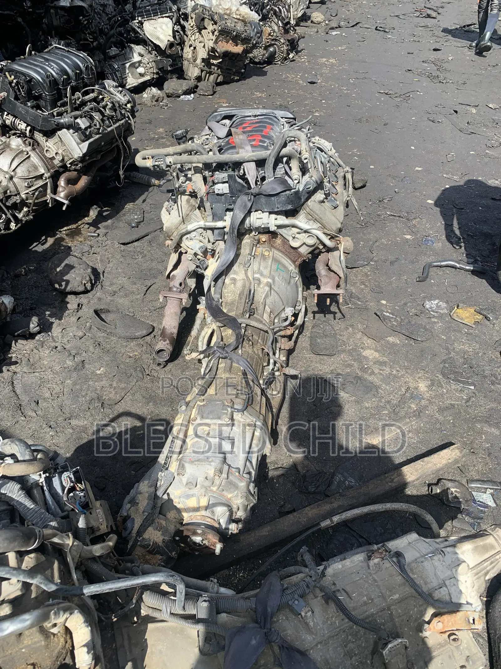 Toyota Tundra 2010 Engine and Gear Box 2uz -4wd