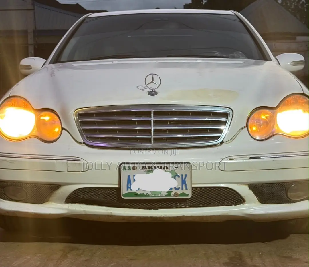 Mercedes-Benz C230 2007 White