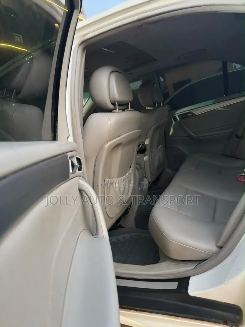 Mercedes-Benz C230 2007 White