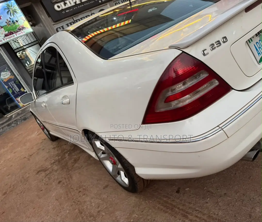 Mercedes-Benz C230 2007 White