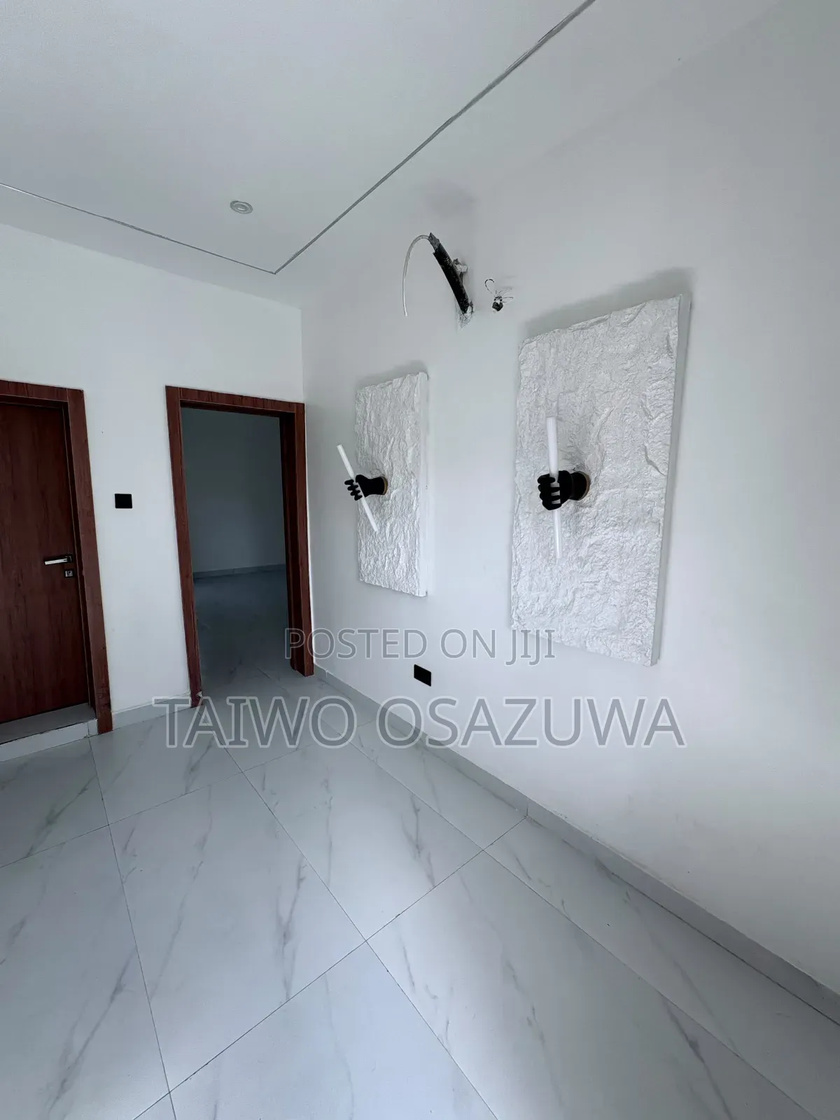 4bdrm Duplex in Monastery Road, for sale