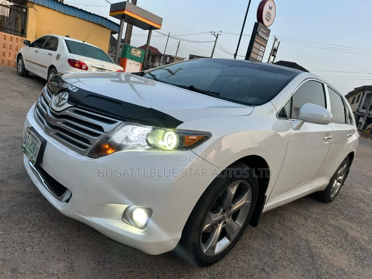 Toyota Avanza 2010 White