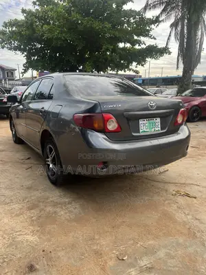 Toyota Corolla 2009 Gray