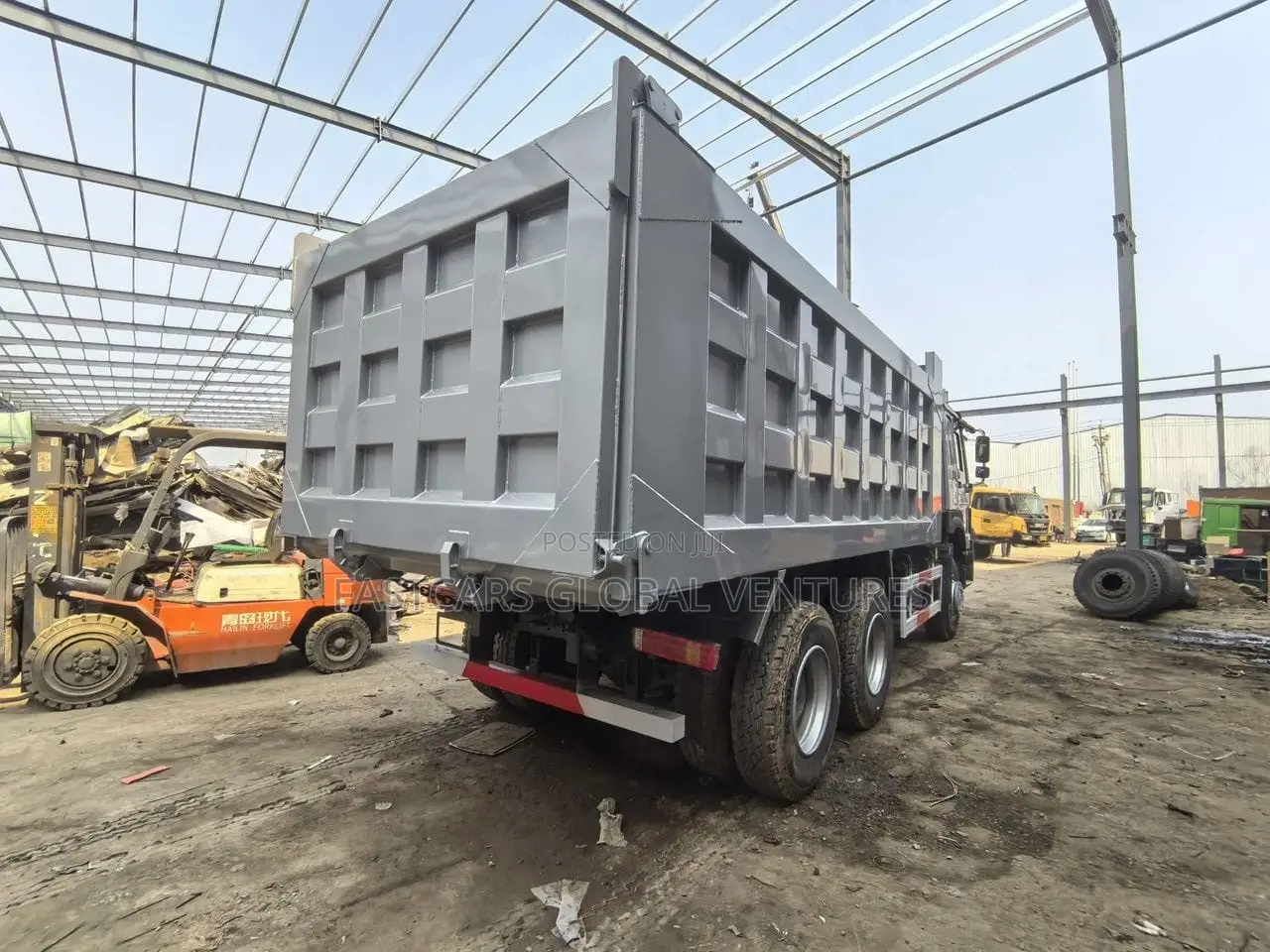 HOWO 371 Truck