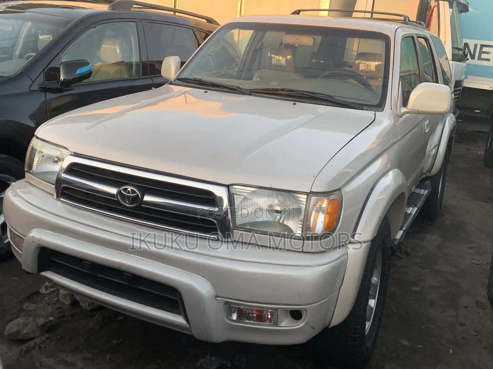 Toyota 4-Runner 2000 White