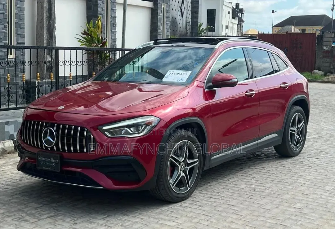 Mercedes-Benz GLA 250 2021 Red
