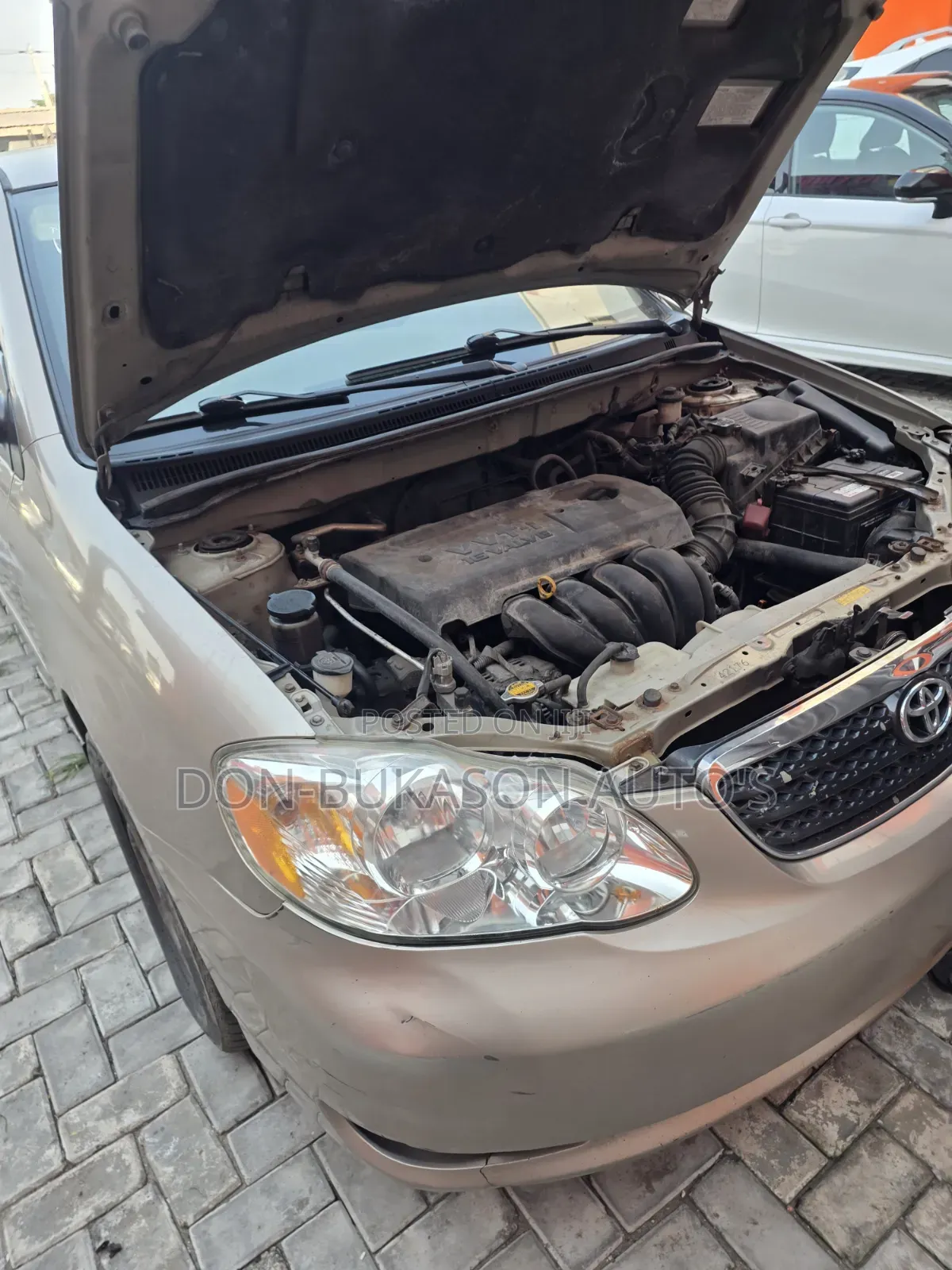 Toyota Corolla LE 2006 Gold