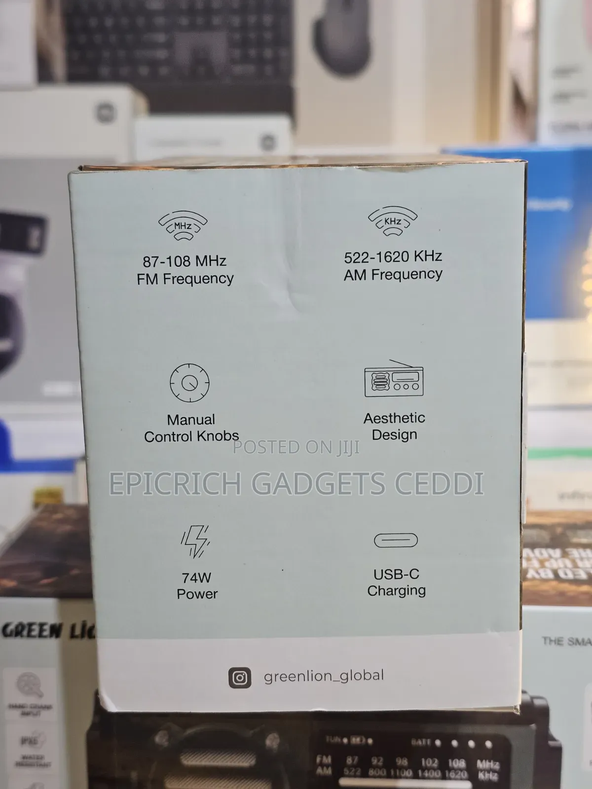 Green Lion G-Radio FM/AM Radio and 20,000mah Powerbank