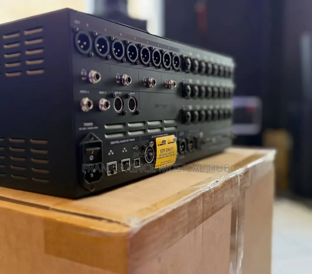 Behringer WING RACK 48-Channel, 28-Bus Rackmount Digital Mixer