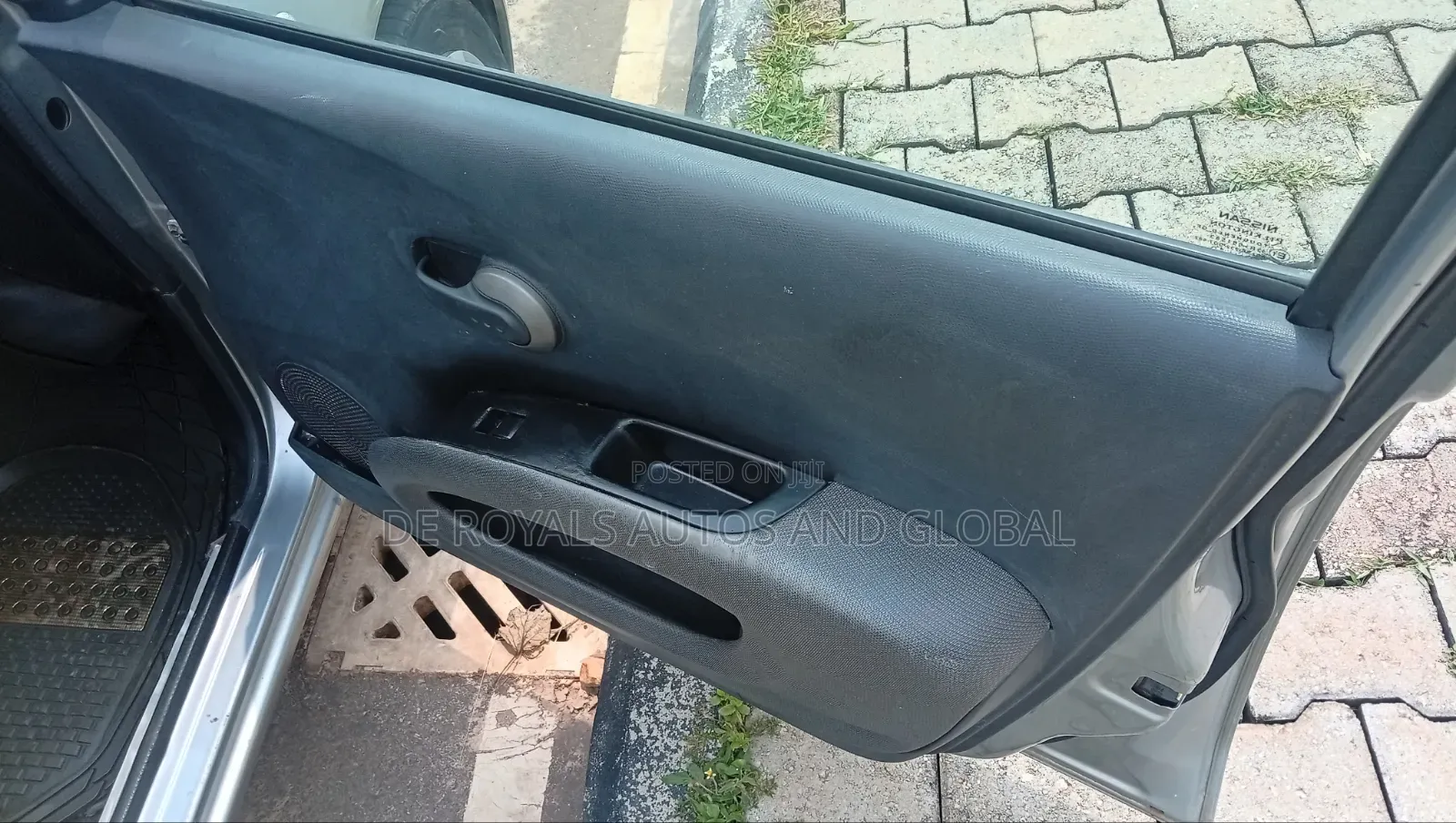 Nissan Micra 1.2 2012 Silver