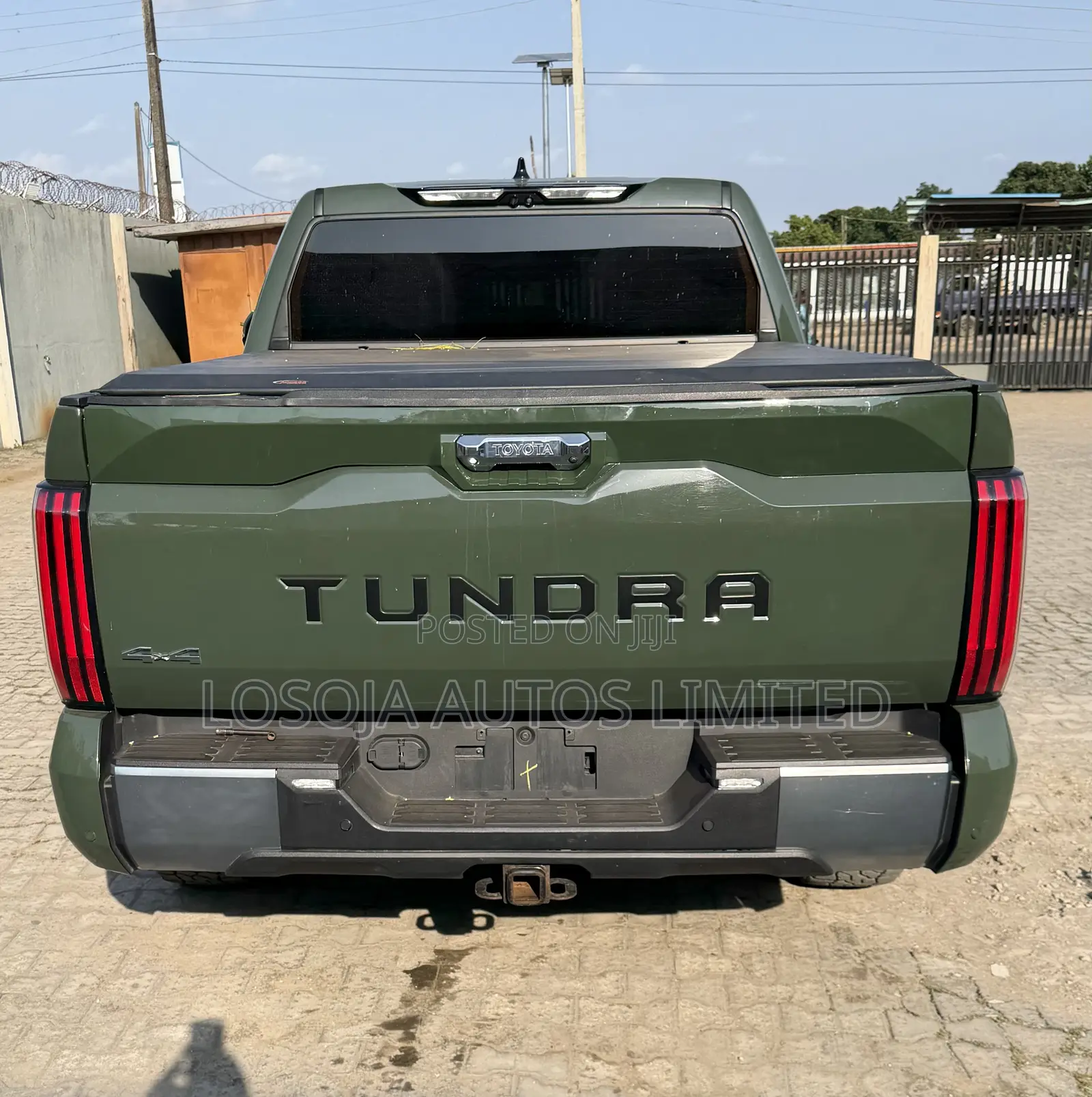 Toyota Tundra Platinum 2022 Green