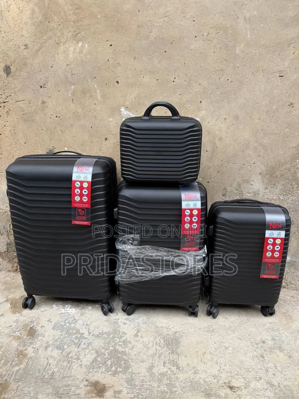 4 in 1 Luggage and Travel Set
