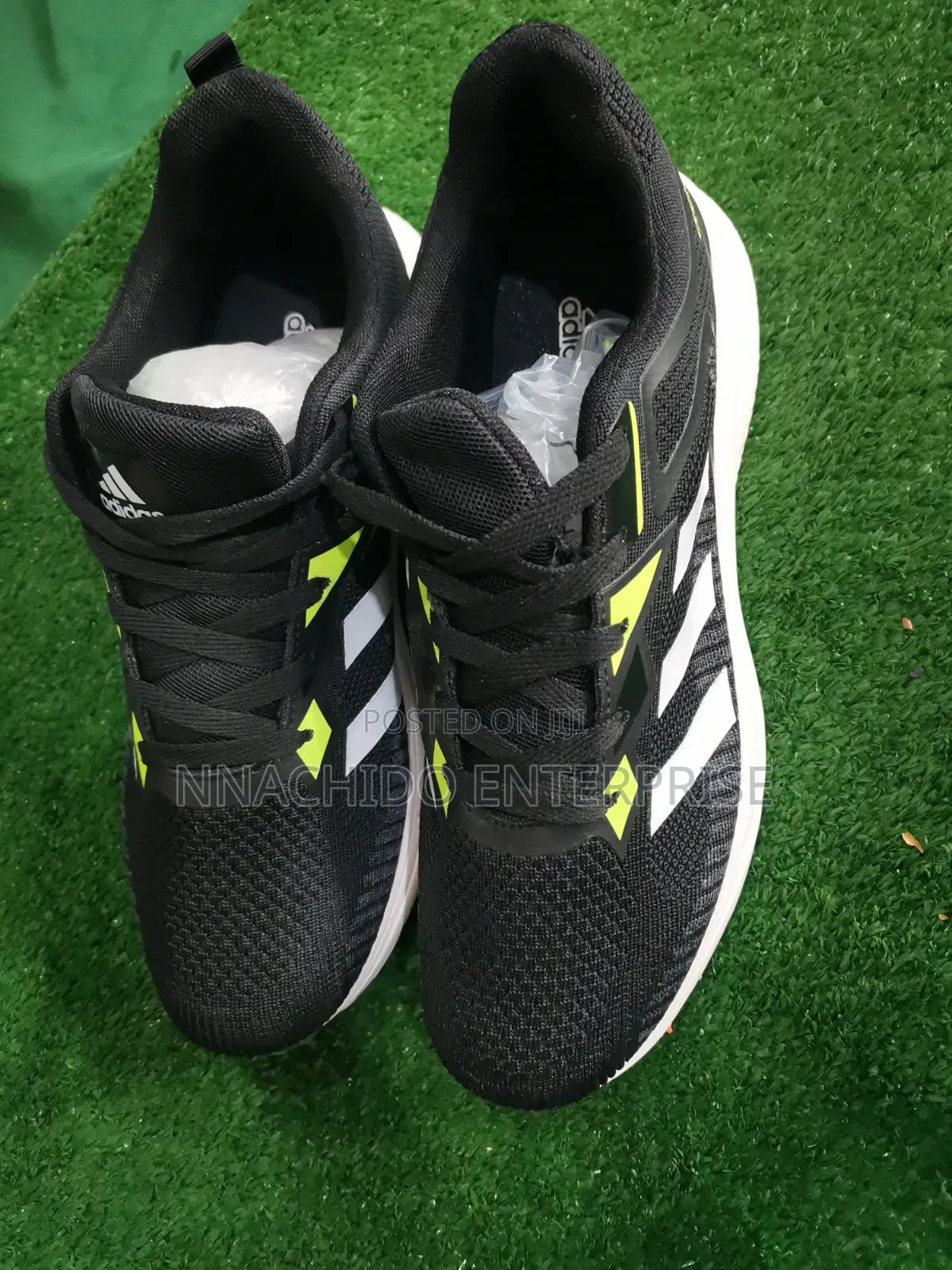 Sport and Workout Sneakers Available in Different Size and Design