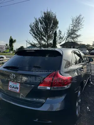 Toyota Venza XLE AWD V6 2013