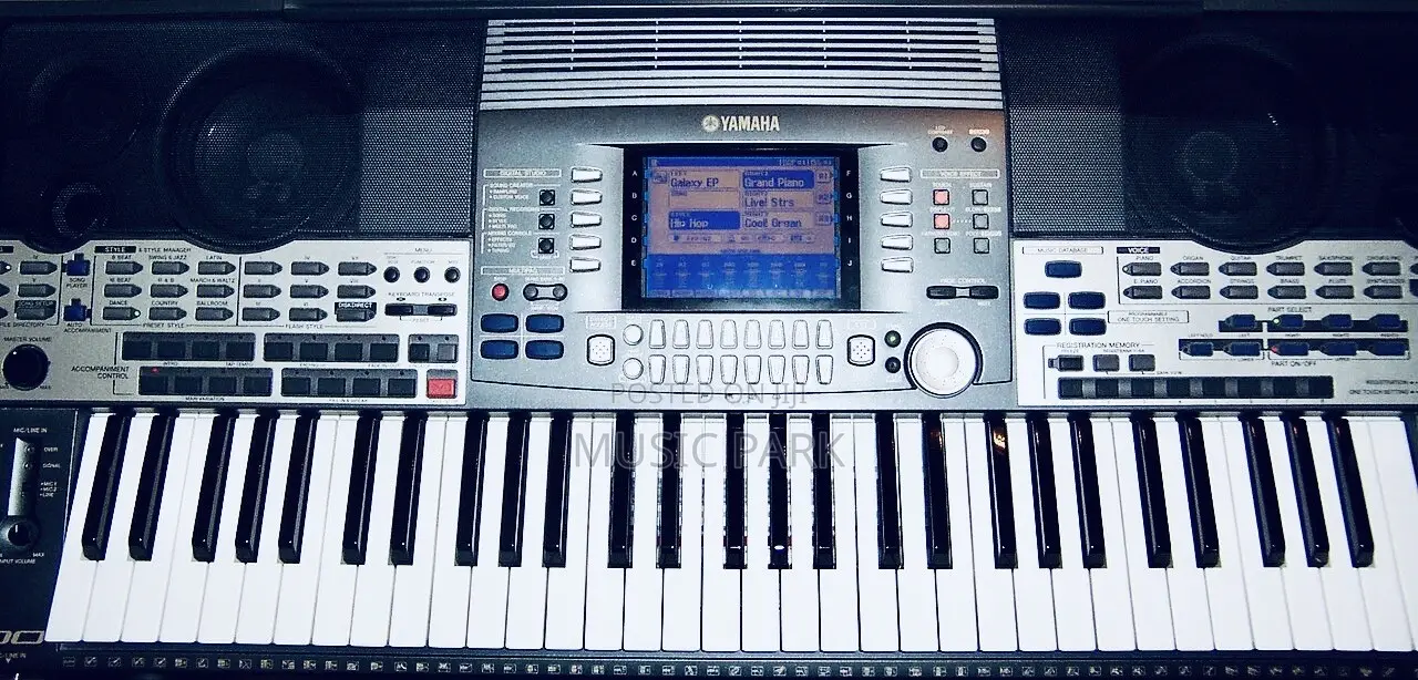  Clean Used Yamaha 9000 Pro Arranger Workstation Keyboard for Sale!