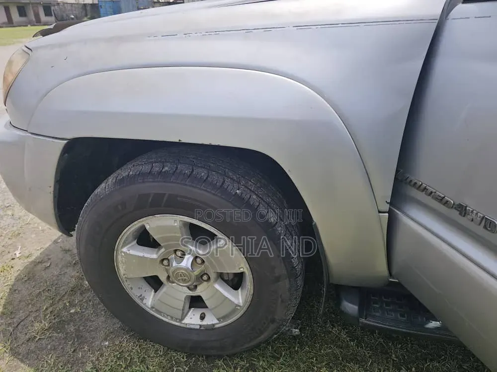 Toyota 4-Runner 2006 Silver