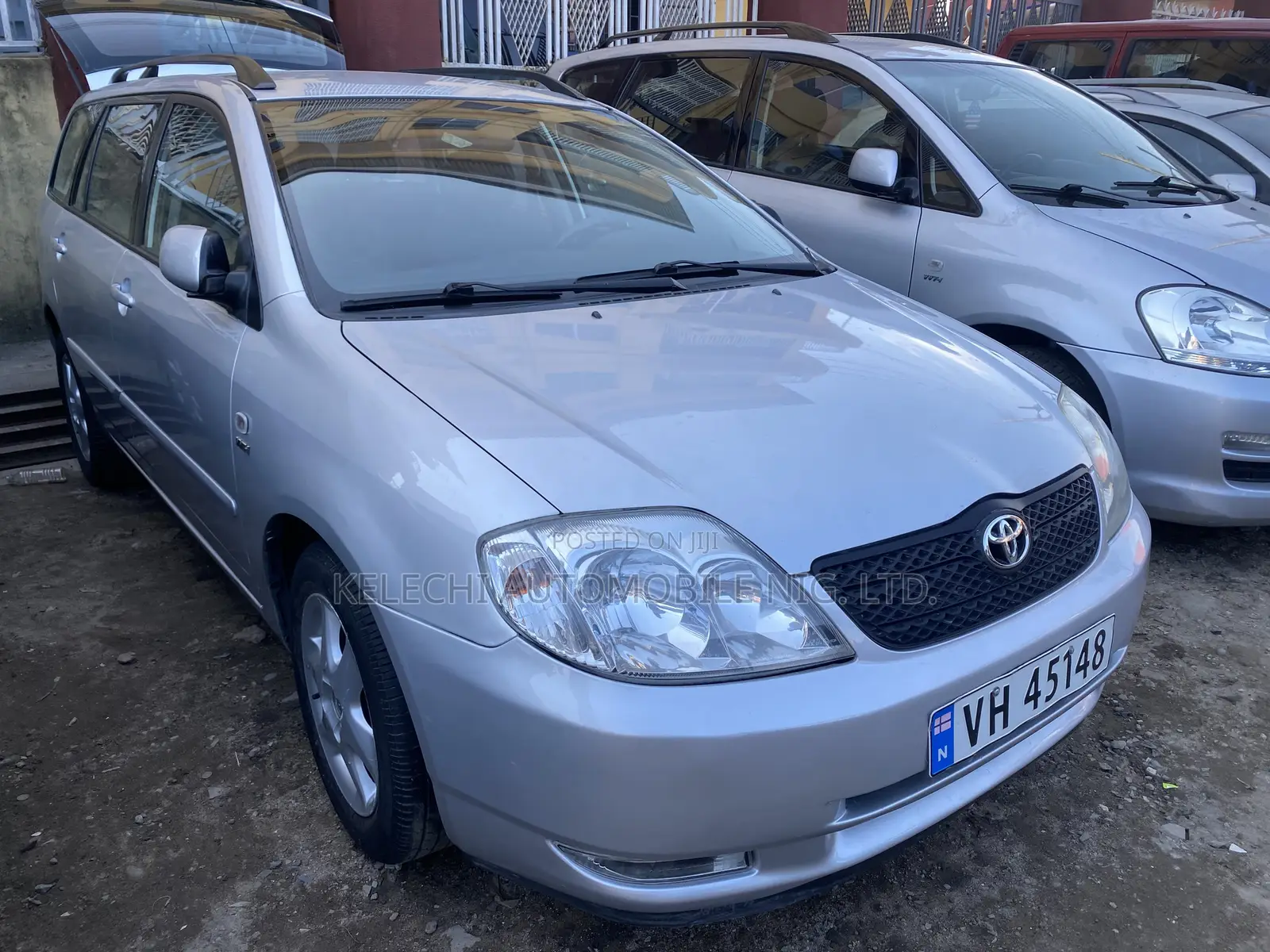 Toyota Corolla Liftback 2004 Silver