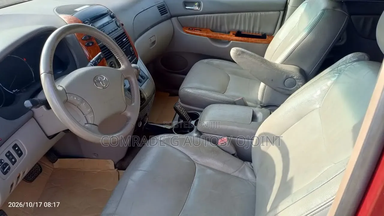 Toyota Sienna XLE Limited 2007 Red