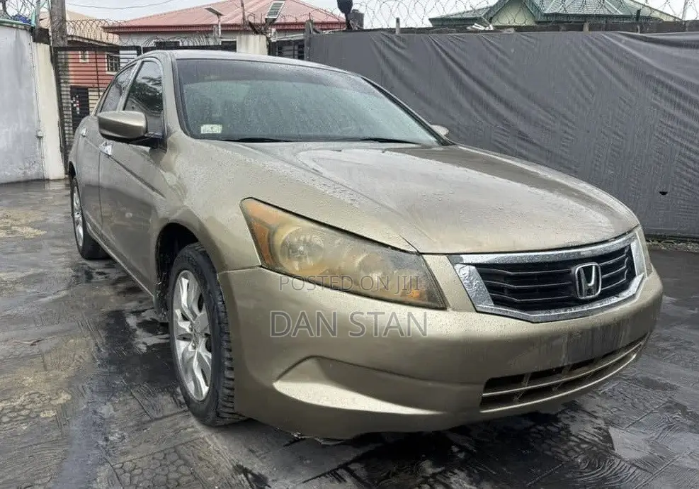 Honda Accord 2008 Gold