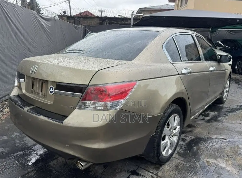 Honda Accord 2008 Gold