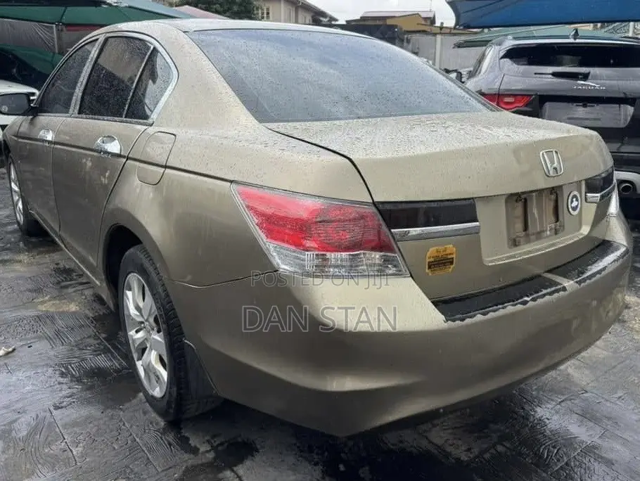 Honda Accord 2008 Gold