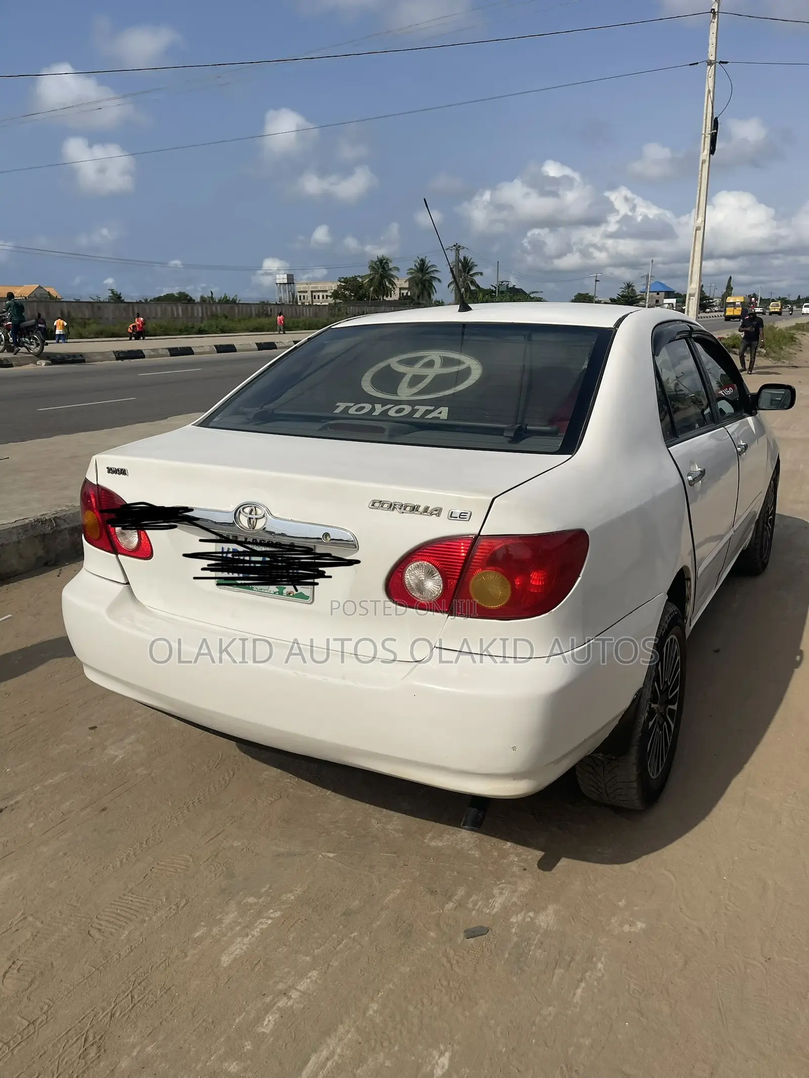 Toyota Corolla 2003 White