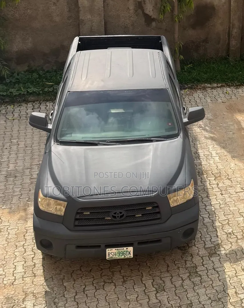 Toyota Tundra 2012 Black