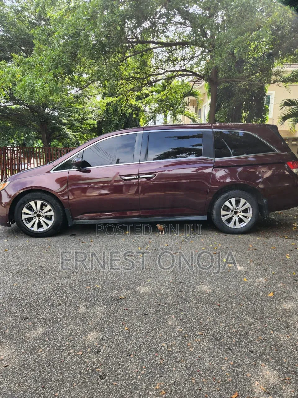 Honda Odyssey Touring 2013 Red
