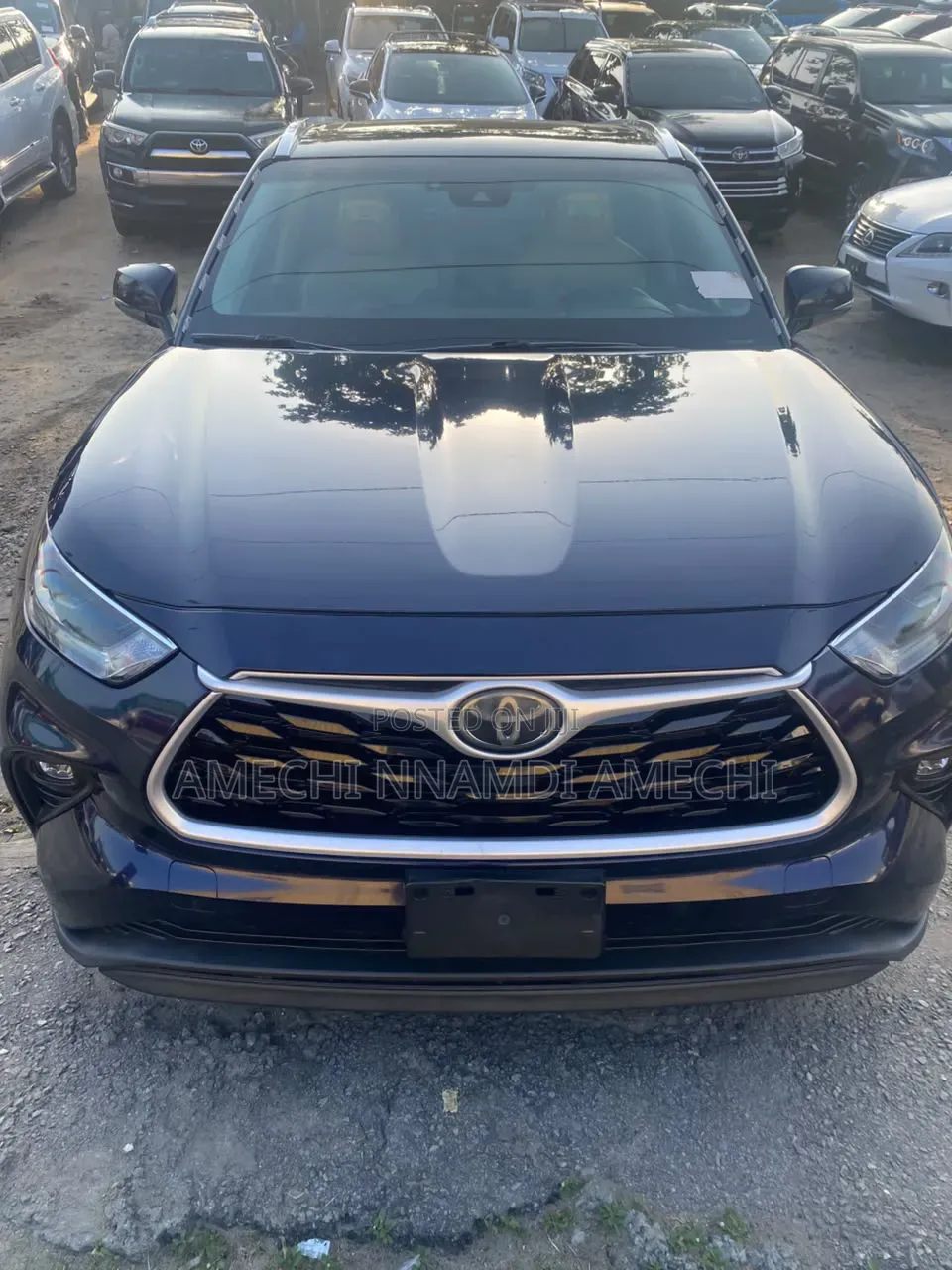 Toyota Highlander XLE 2021 Blue