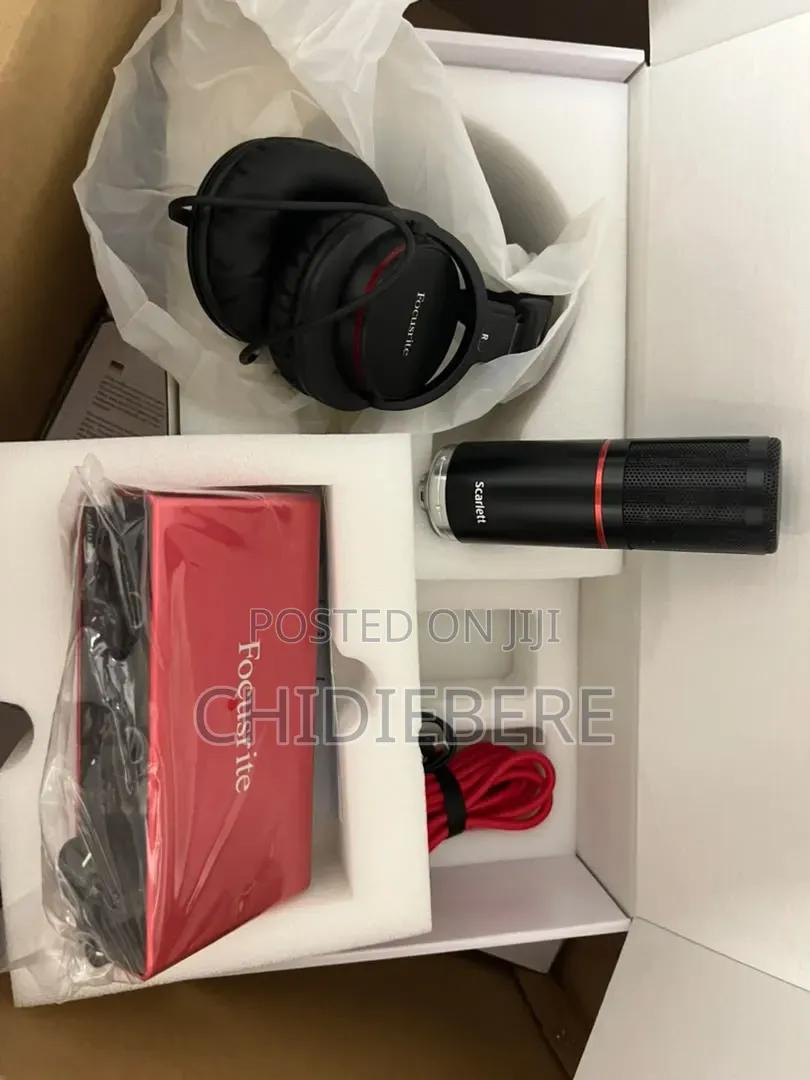 Scarlet 2i2 With Headphone and Condenser Microphone