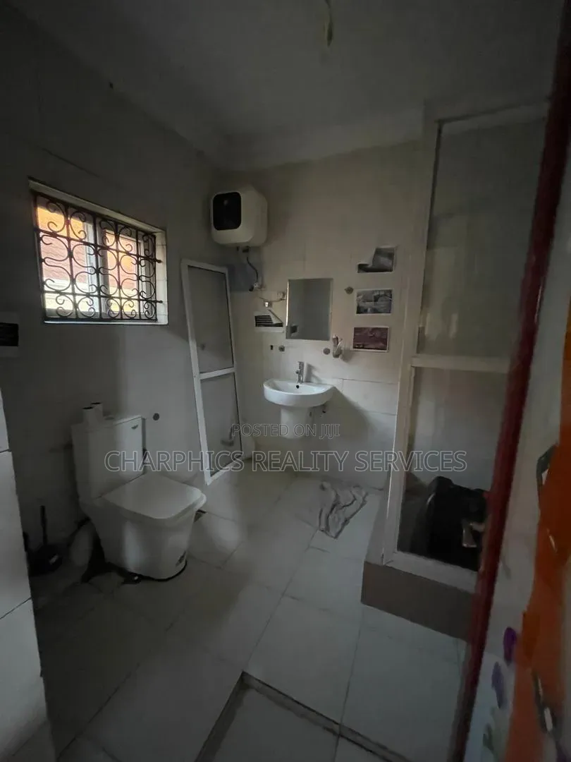 Furnished 2bdrm Apartment in Lekki Phase 1 for rent