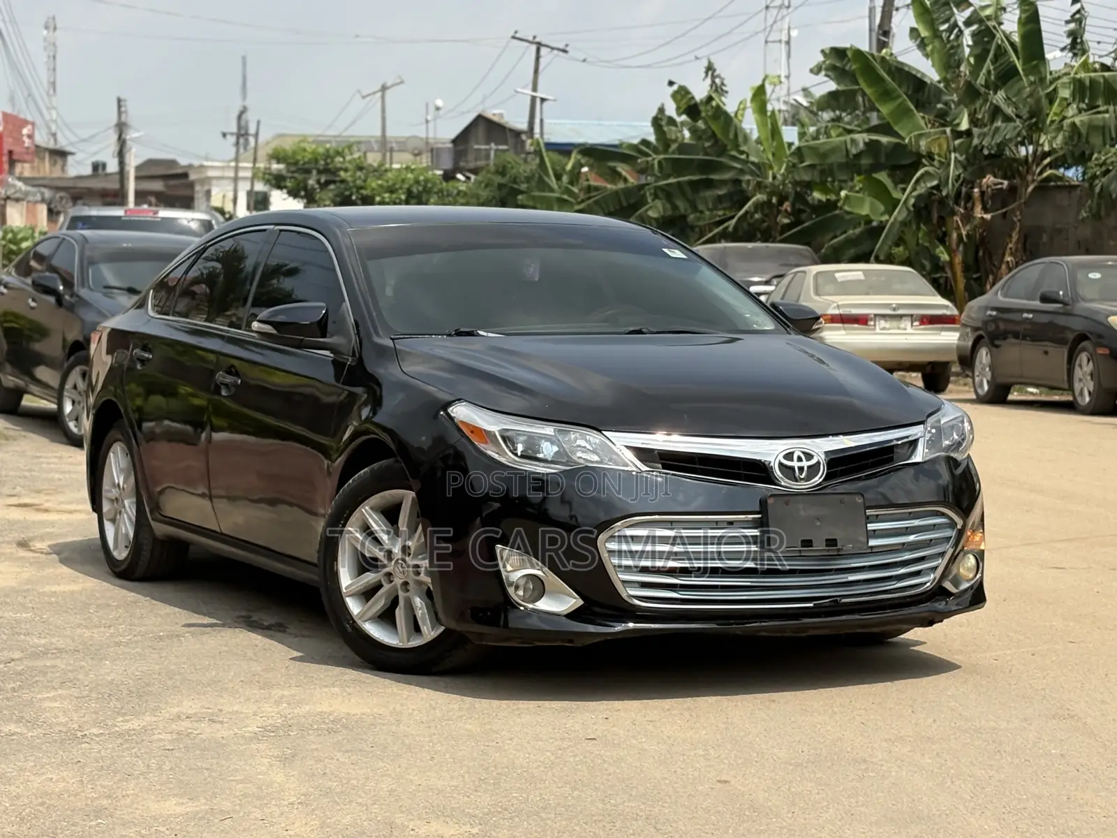 Toyota Avalon XLE Sedar FWD (3.5L 6cyl 6A) 2013 Black