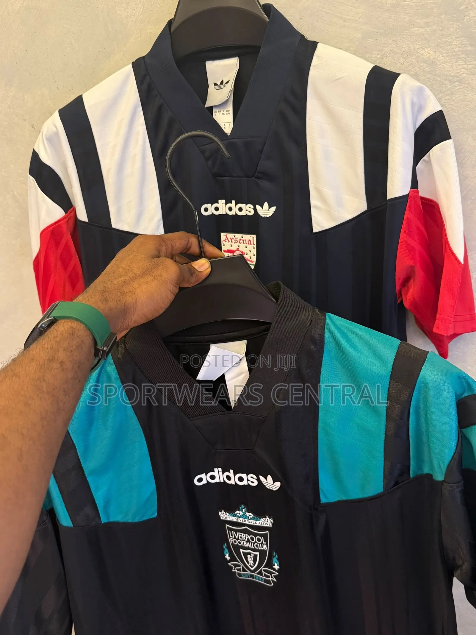 Liverpool Eqt Special Edition Kit – Stand Out in Black