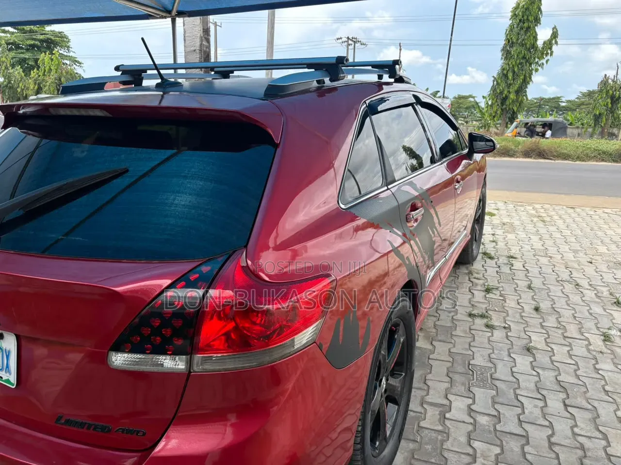 Toyota Venza XLE 2010 Red