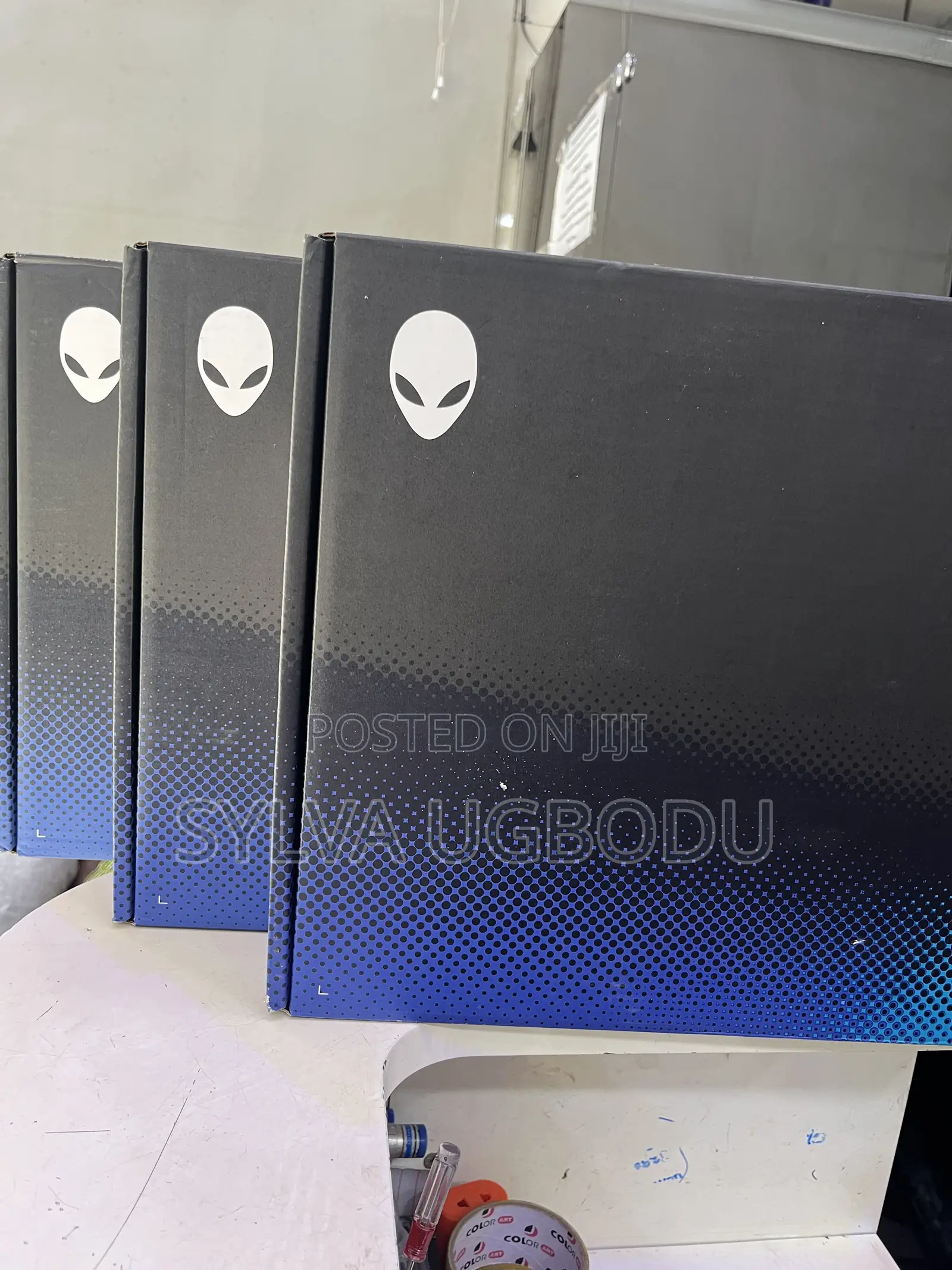 New Laptop Alienware 16 Aurora 16GB Intel Core 7 SSD 1T
