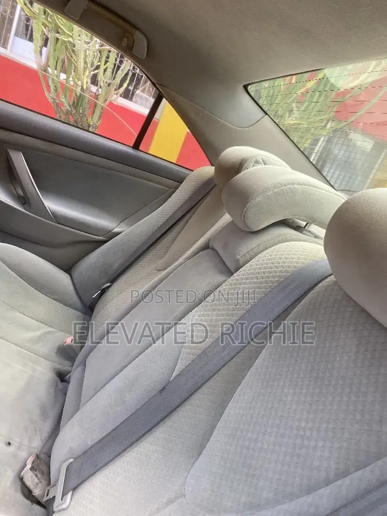 Toyota Camry LE 4dr Sedan (2.4L 4cyl 5A) 2008 Silver
