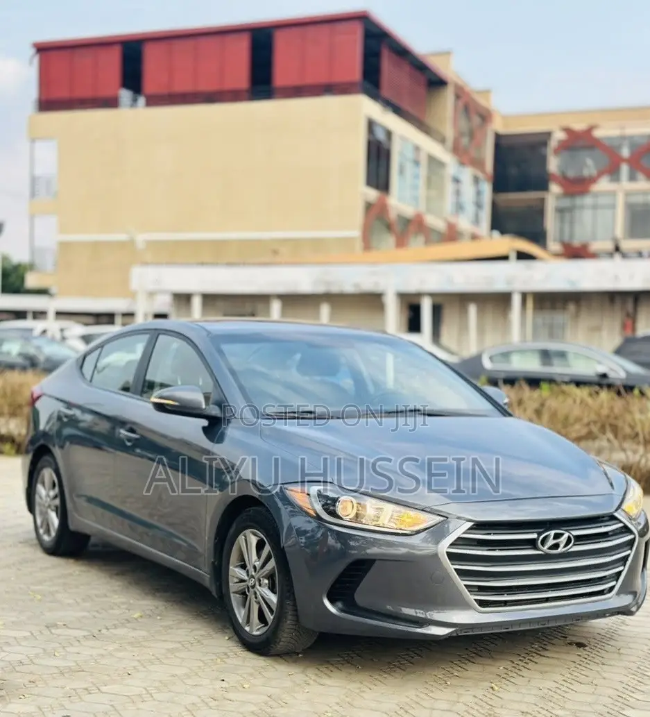 Hyundai Elantra 2018 Gray
