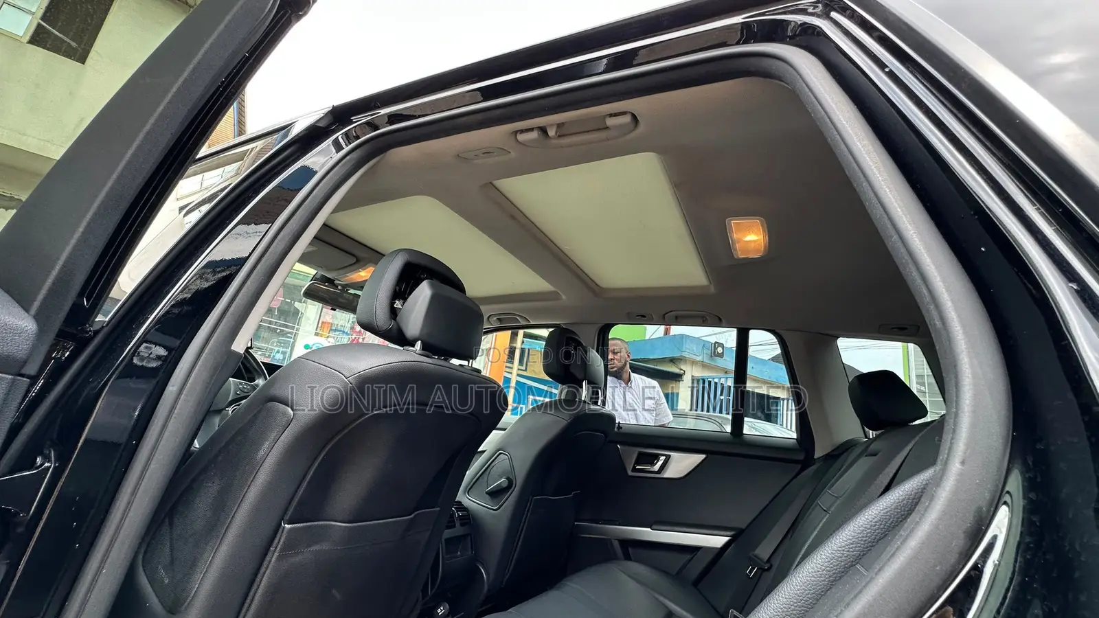 Mercedes-Benz GLK-Class 350 2011 Black
