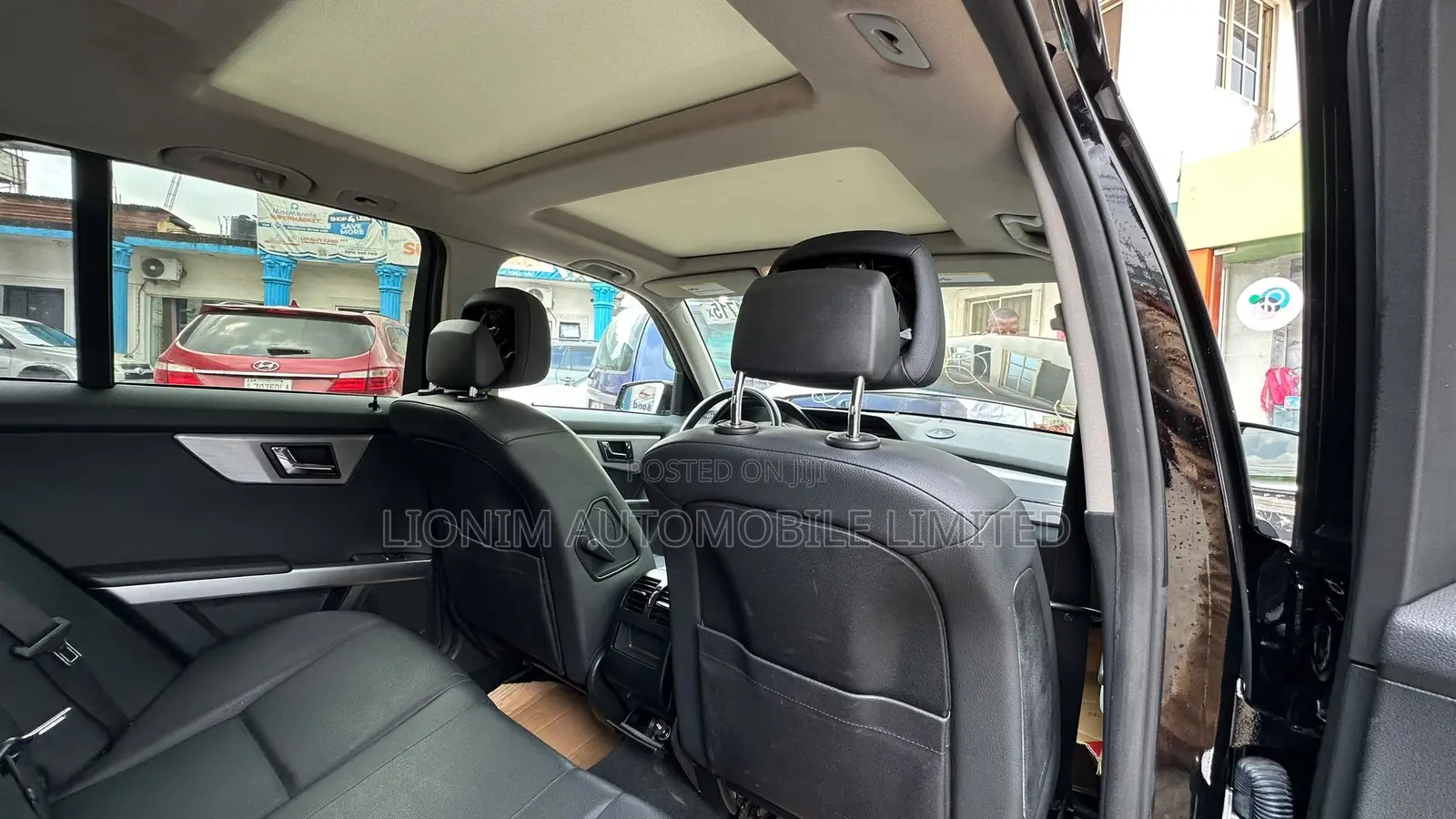 Mercedes-Benz GLK-Class 350 2011 Black