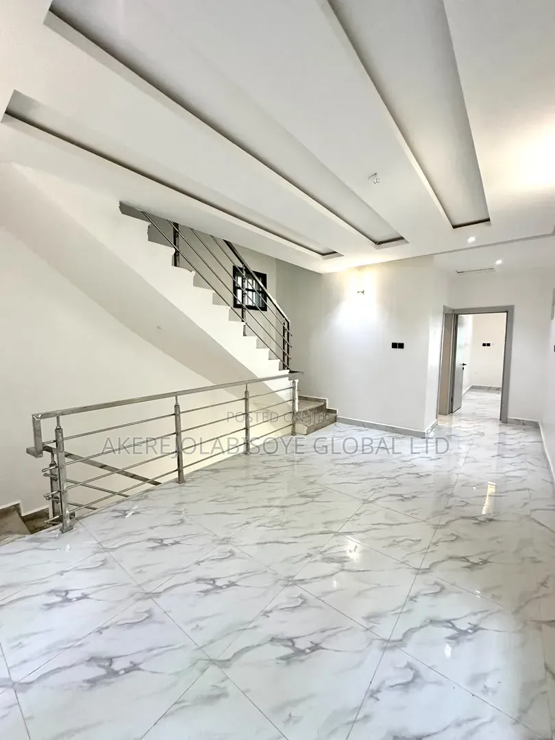 4bdrm Duplex in Guzape Abuja for rent