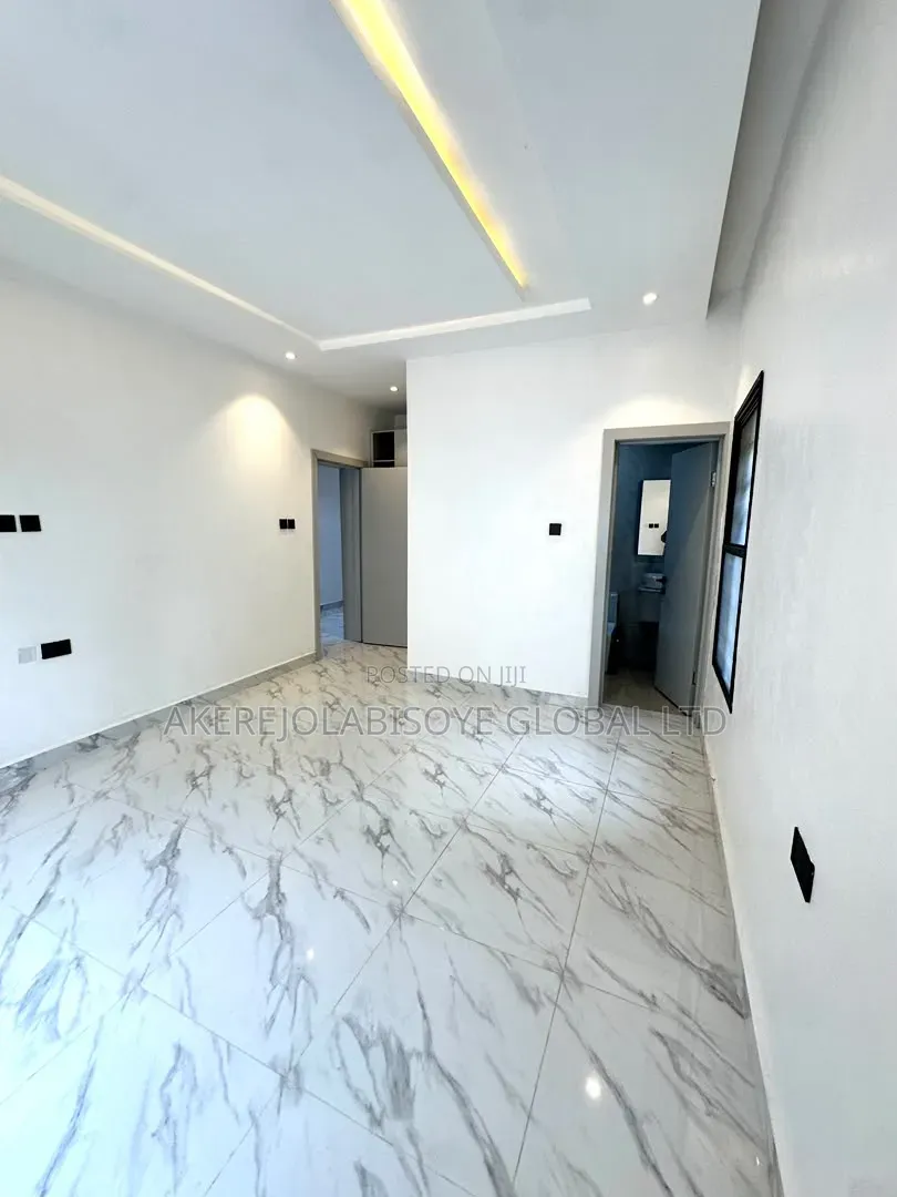 4bdrm Duplex in Guzape Abuja for rent