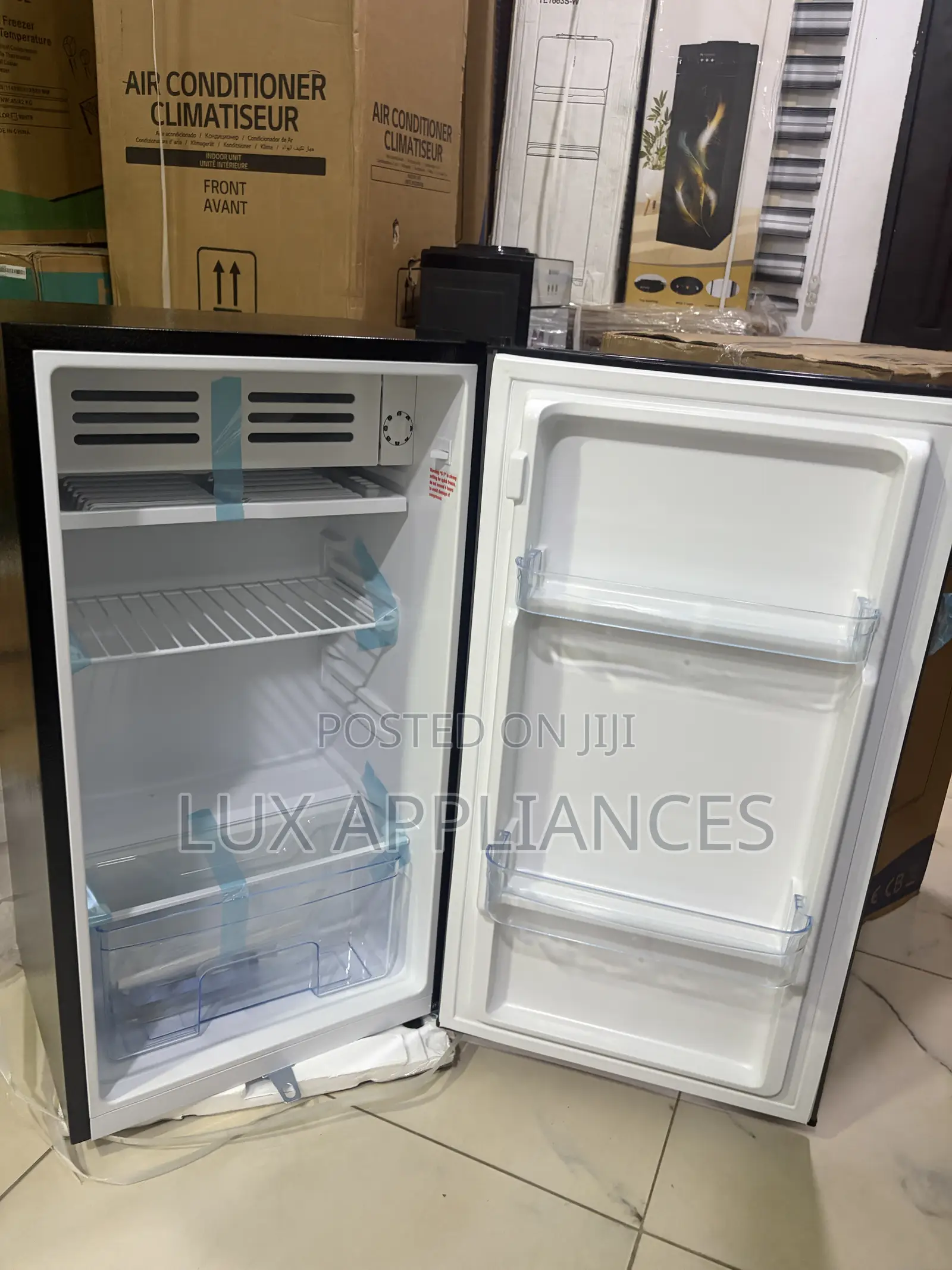Royal 105L Refrigerator for Convenient Provision Storage