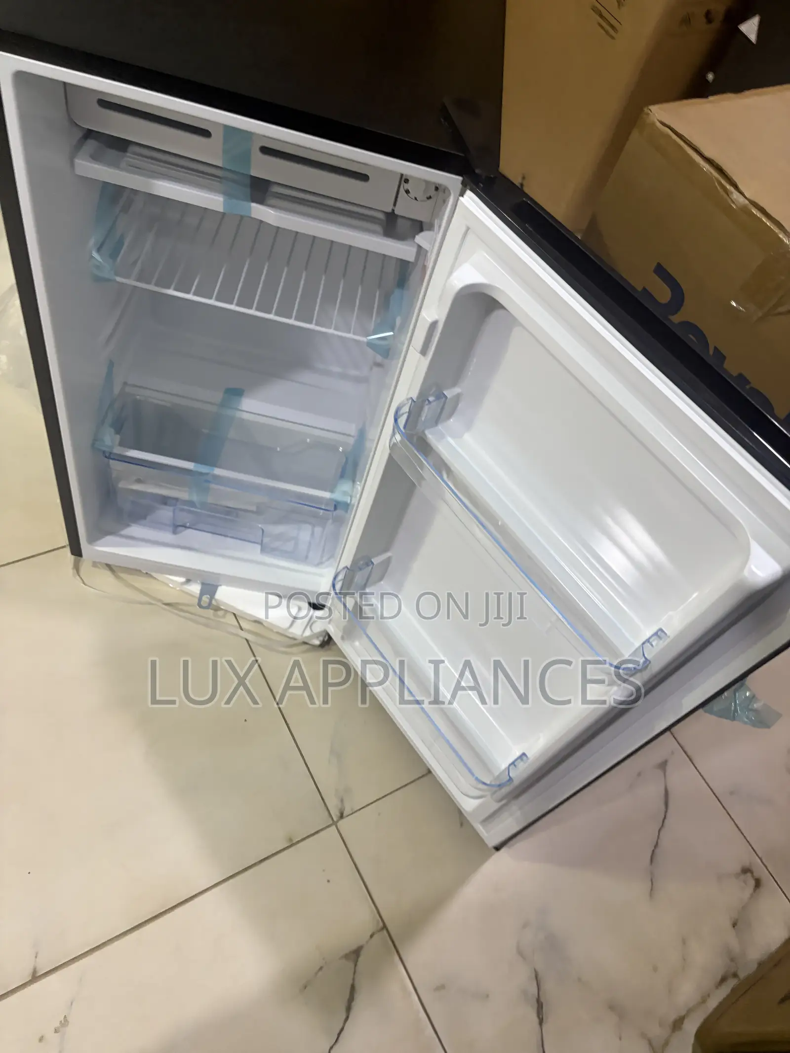 Royal 105L Compact Home Utility Refrigerator