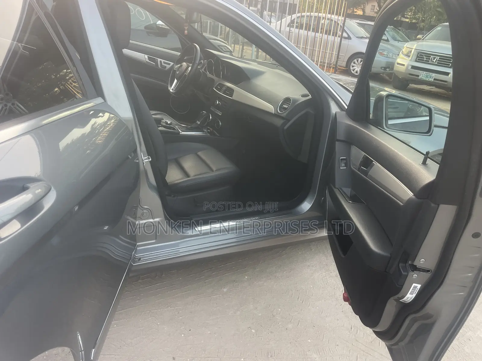 Mercedes-Benz C300 Luxury 4Matic Sedan AWD (3.5L 6cyl 7A) 2014 Silver