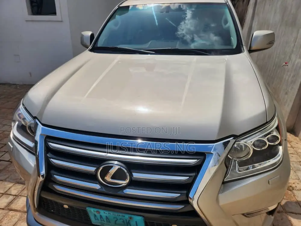 Lexus GX 460 2012 Gold